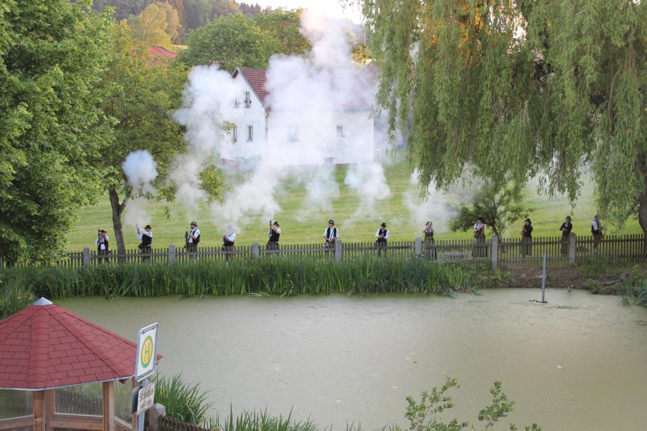 Gasthaus Zur Waldesruh Waffenbrunn 外观 照片